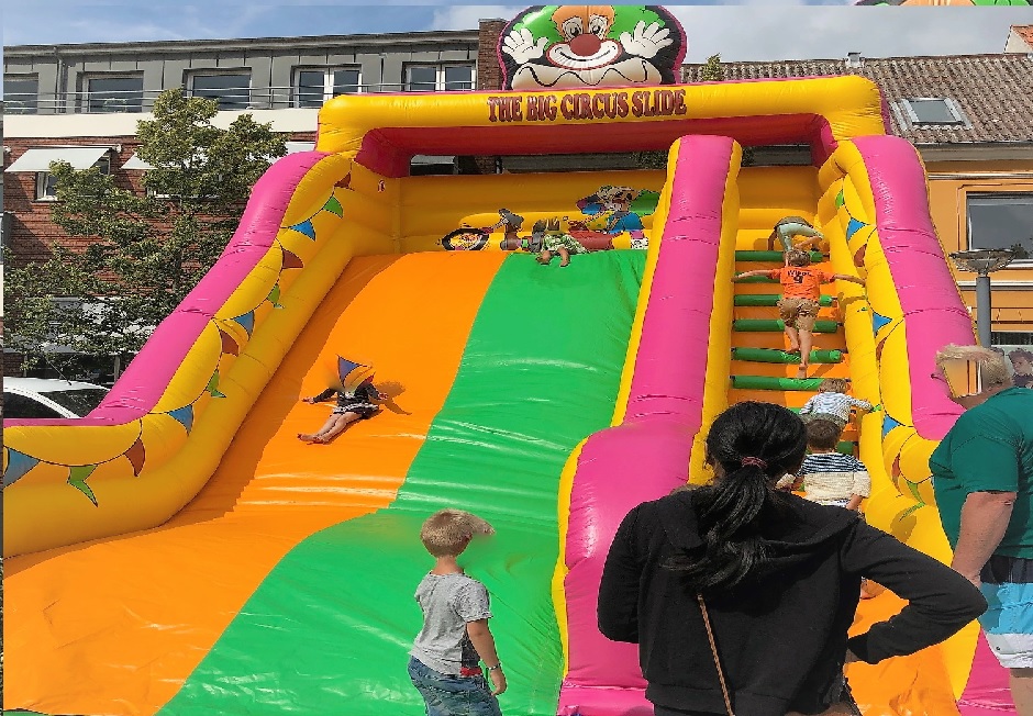 Cirkus slide